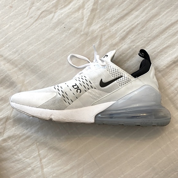Nike Air 270 White